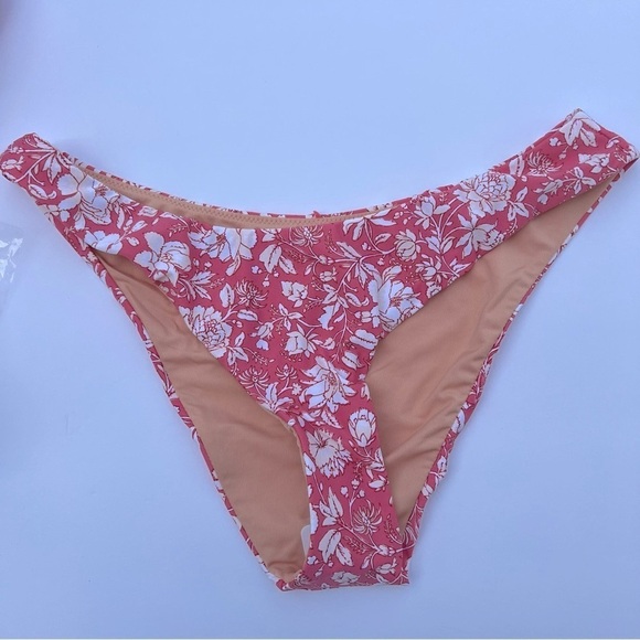 J. Crew Curved-waist cheeky bikini swim bottom Ladies medium lt red white floral - Picture 1 of 5